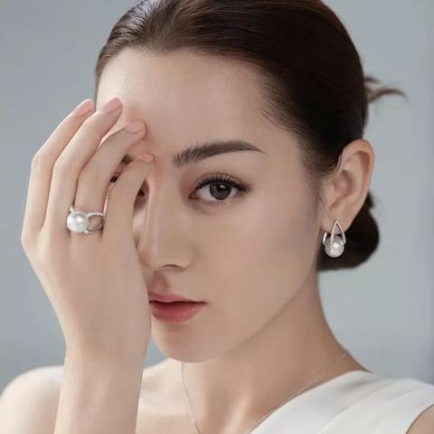 宜家女性时尚生活新动态，探索宜家女性生活方式的最新头条资讯