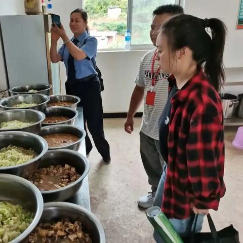 励志语录，重返校园怀抱，勇敢重新出发！