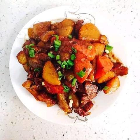 网红鸡爪背后的故事大揭秘，美味背后的传奇，百度带你探寻美食之旅！