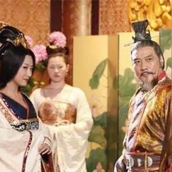 励志前行，汲取名人名言的力量，激发无限潜能