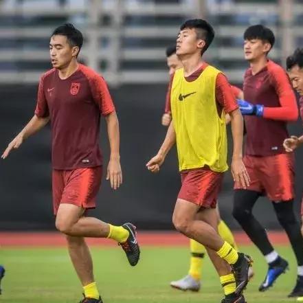五将热血集结，最新消息视频在线观看，英雄瞬间震撼登场