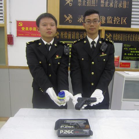 皇岗口岸最新入境攻略详解图，通关流程一网打尽！