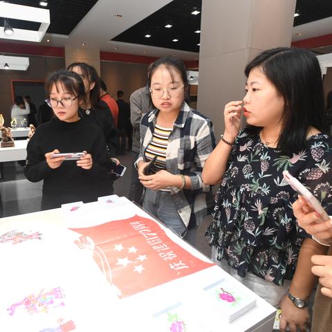 泥塑匠心，瓷化人生，砥砺前行的励志之旅