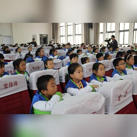 揭秘新华e院，数字时代的智慧校园探索