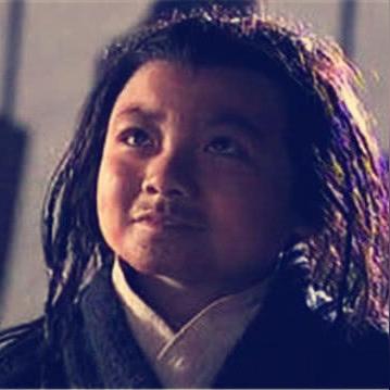 龙山故地新闻聚焦，历史与现代交融的脉搏