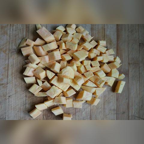 红薯饵料钓鱼达人挚爱，钓鱼饵料排名前十揭秘！
