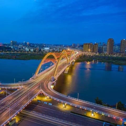 南充市新闻直播回放，解读城市发展的脉搏动态