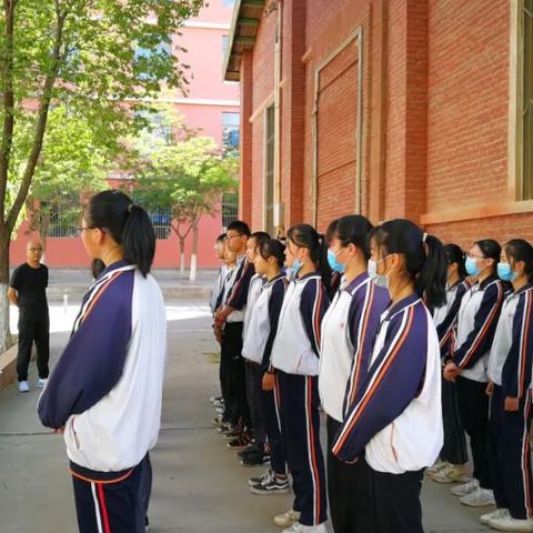 青春励志语录，激发无限潜能的励志短句