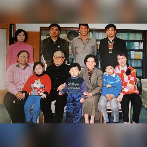 军旅励志语录，激发无限斗志，铸就坚韧意志