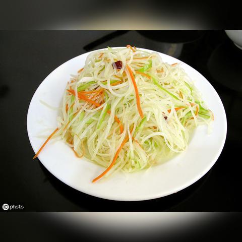 家常土豆丝炒法大揭秘，轻松上手，美味可口！