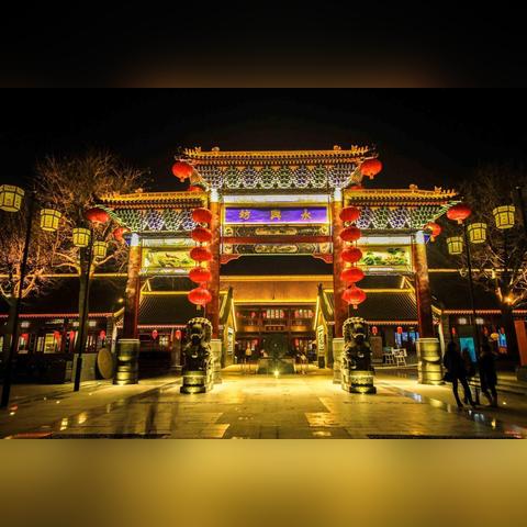 古都夜生活探秘，大唐不夜城全新视频攻略，精彩瞬间一网打尽
