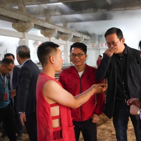 世界财经作家排名榜揭秘，深度解读财经思想领袖的影响力