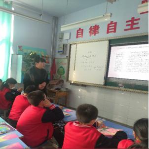 励志奶奶励志语录，岁月不掩芳华，82岁人生依然闪耀