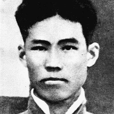 小月牙最新时尚潮流图片，完美诠释时尚魅力