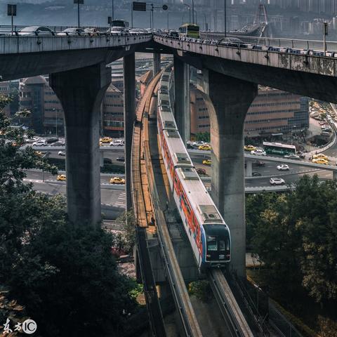 重庆建筑拍摄公司排行榜TOP，揭秘行业领军者！