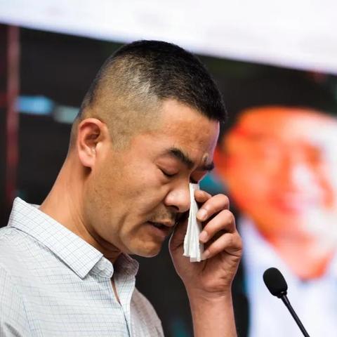 励志团长砥砺前行，青春燃烧经典语录激励人心