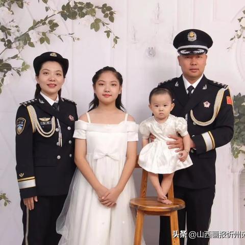 感恩向阳图片，传递正能量，温暖心灵的力量瞬间触动心灵