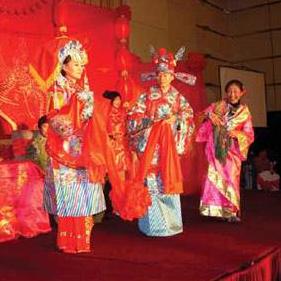 点麦克风探怀孕新知，百度引领科技与传统习俗融合之旅