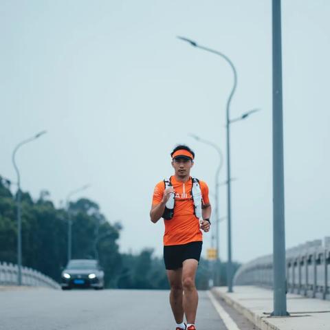 励志语录与跑步力量，探索生命无限可能