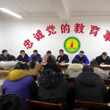 镇安新闻聚焦，铁厂新动态与地方发展的紧密纽带